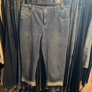 Bandolino cropped jeans